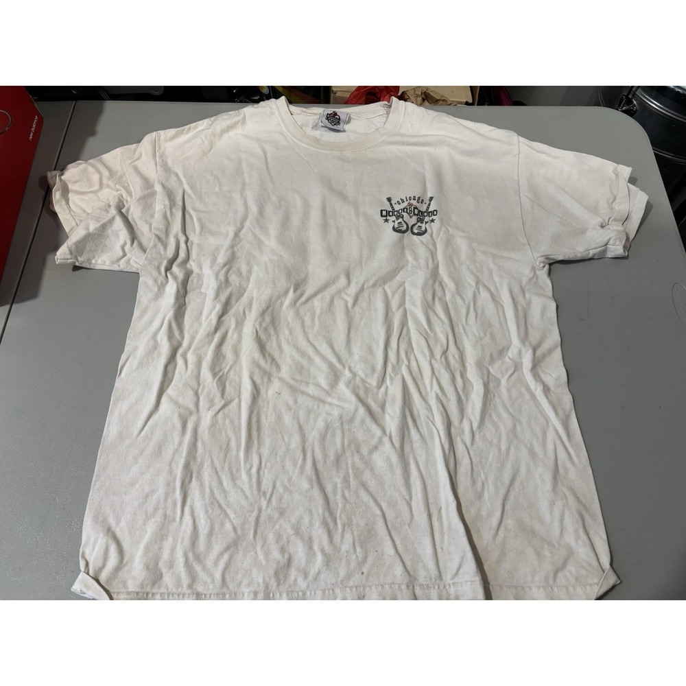 Vintage House Of Blues Shirt Mens XL White 2000s Chicago Guitar Hurt Never Helps